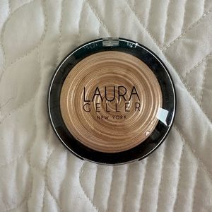 Gilded Honey Highlighter